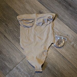 SKIMS Women's Large Sculpting Shapewear Bodysuit New w/out Tags!